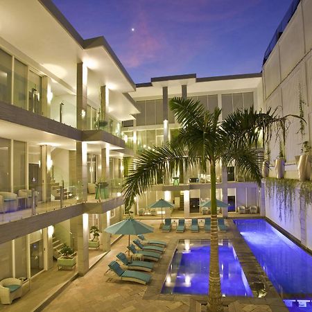 Aq-Va Hotel & Villas Seminyak Legian Exterior foto