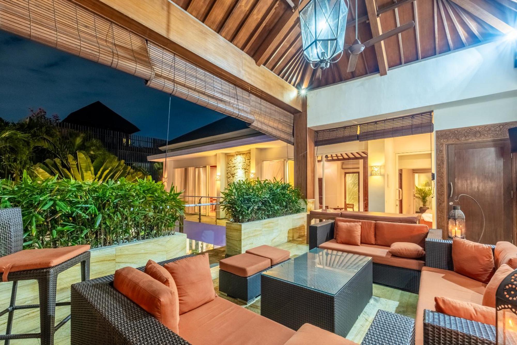 Aq-Va Hotel & Villas Seminyak Legian Exterior foto