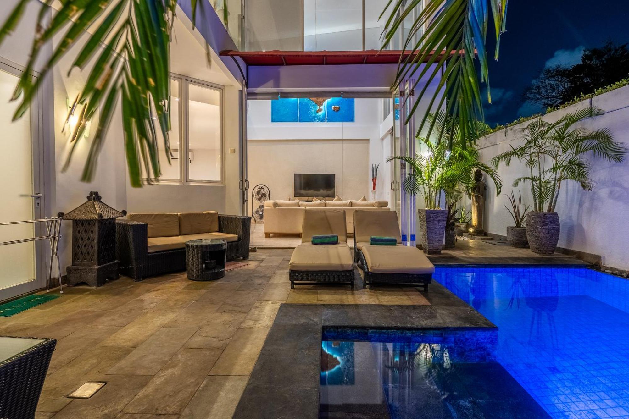 Aq-Va Hotel & Villas Seminyak Legian Exterior foto